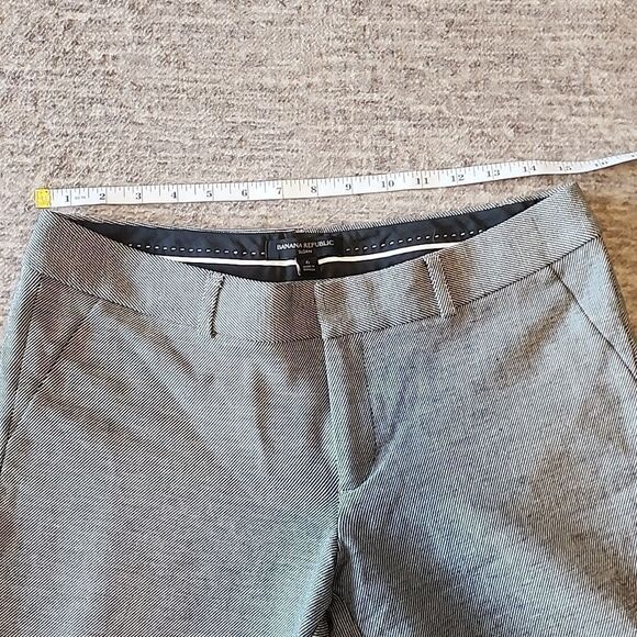 Banana Republic- Sloan Crop - Picture 4 of 7